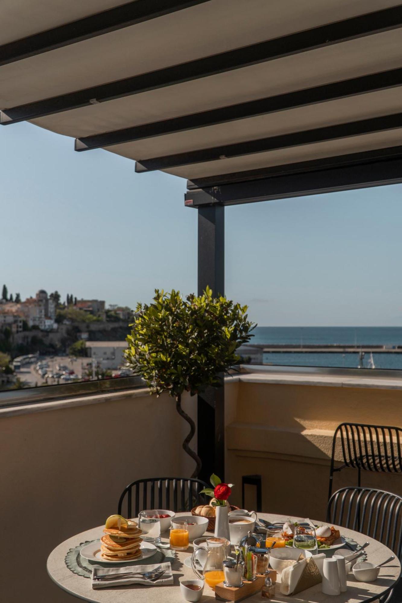 Epicure Suites Kavala Exterior photo